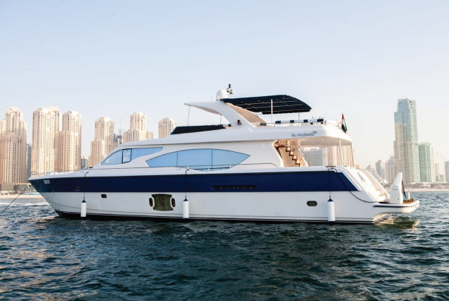 luxury yacht rental dubai