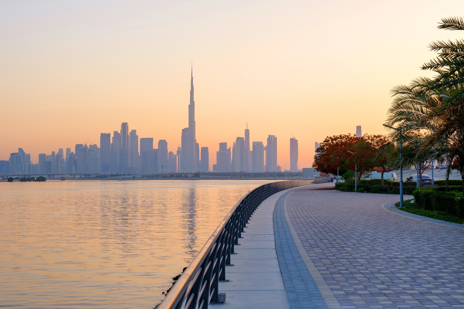 Explore Dubai’s Skyline